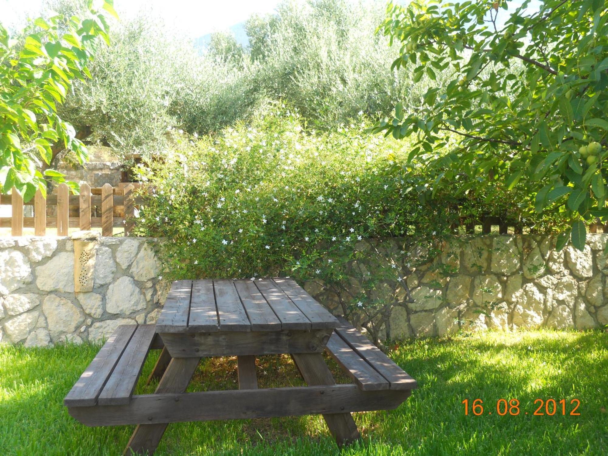 Ferienwohnung Delfinia Vlachata Exterior foto